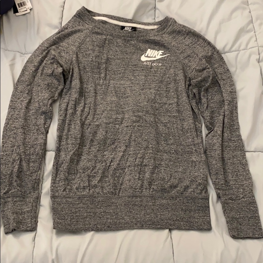 Grey Nike long sleeve